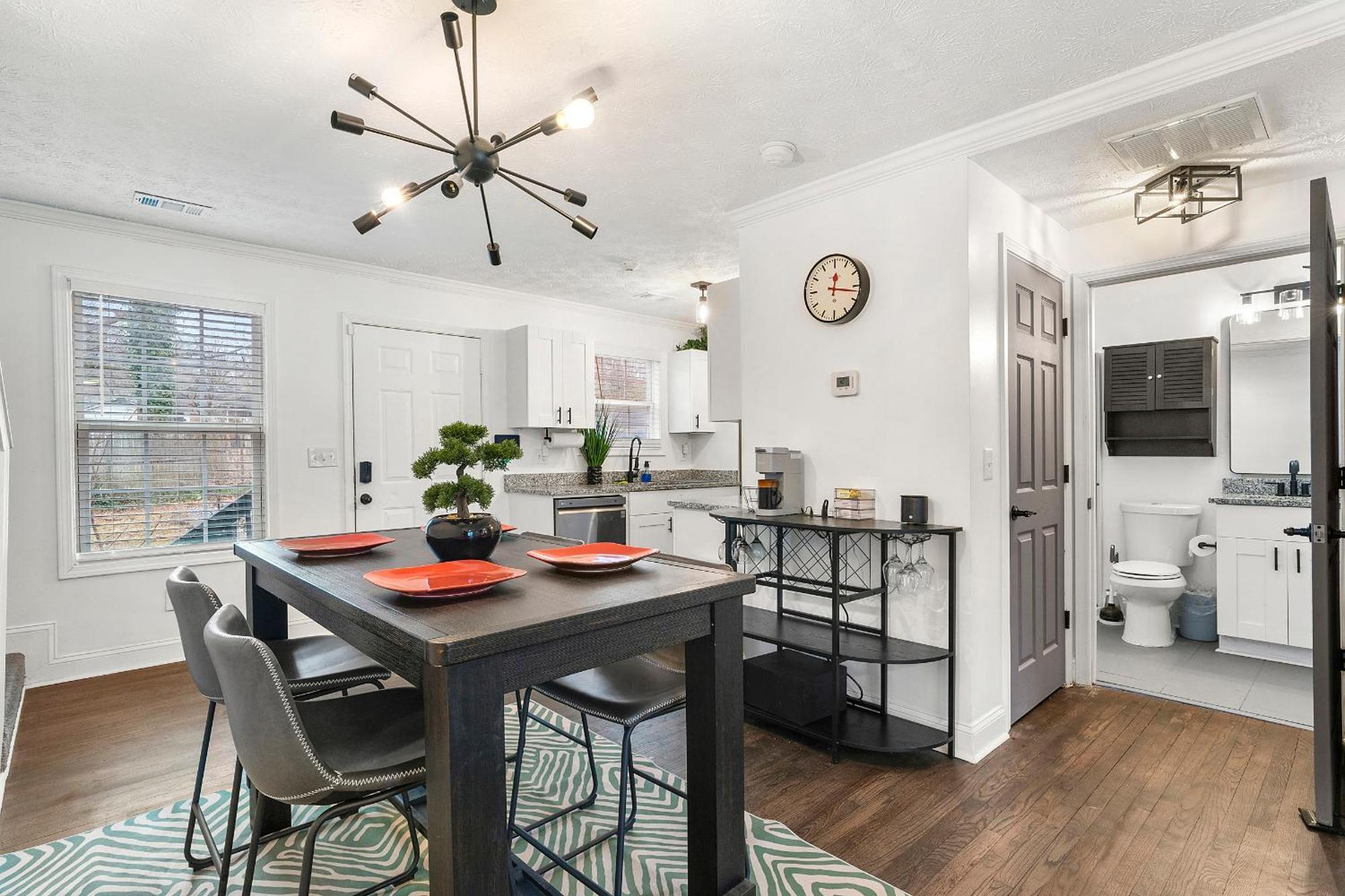 Modern 3Bd,2Ba Townhome Near Stadiums In Metro-Atl أتلانتا المظهر الخارجي الصورة
