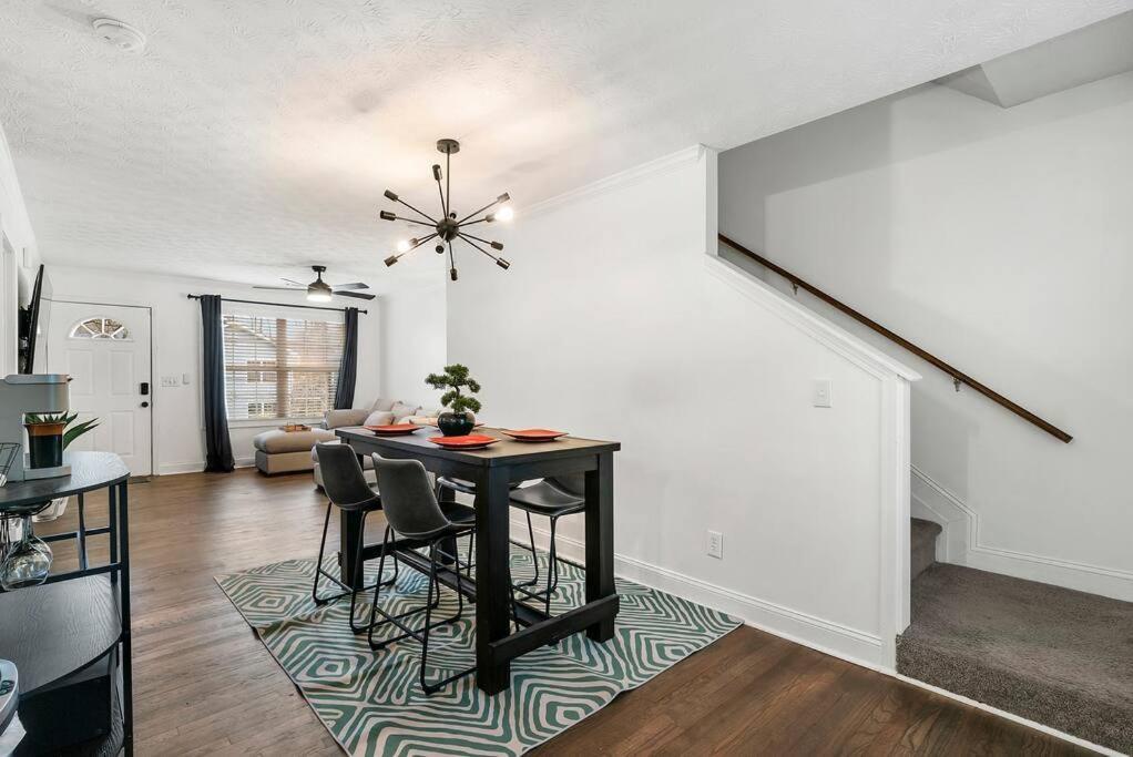 Modern 3Bd,2Ba Townhome Near Stadiums In Metro-Atl أتلانتا المظهر الخارجي الصورة