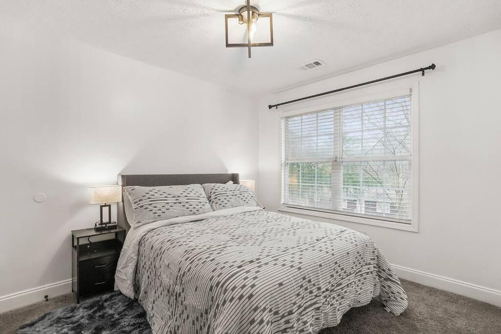 Modern 3Bd,2Ba Townhome Near Stadiums In Metro-Atl أتلانتا المظهر الخارجي الصورة